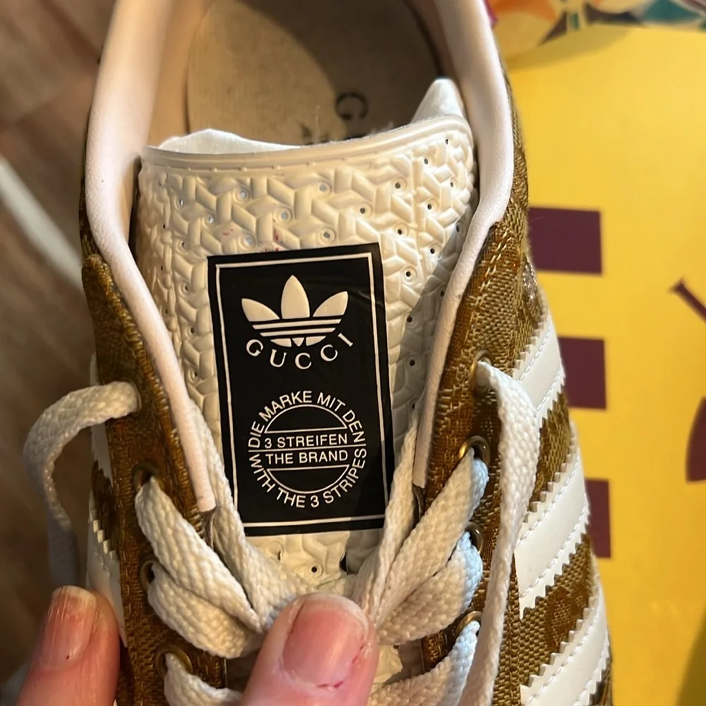 Gucci Women's Sneakers in Brown and White - Picture 8 of 12